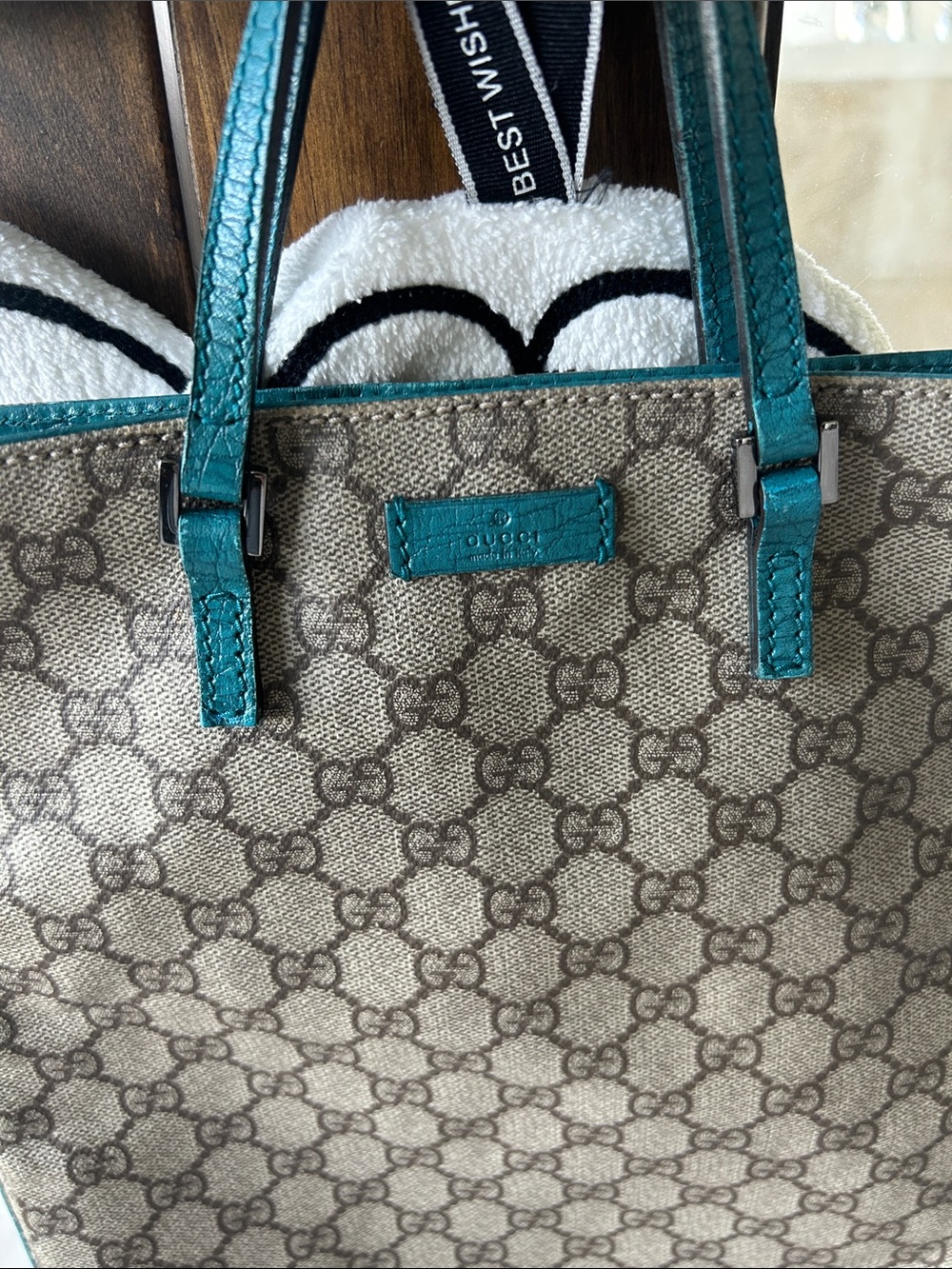 Gucci Beige GG Canvas Tote with Teal Trim - Picture 3 of 16